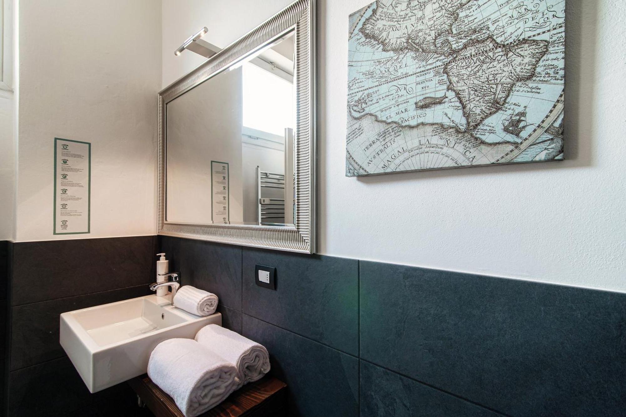 Rezzonico Suites - By Myhomeinكومو المظهر الخارجي الصورة