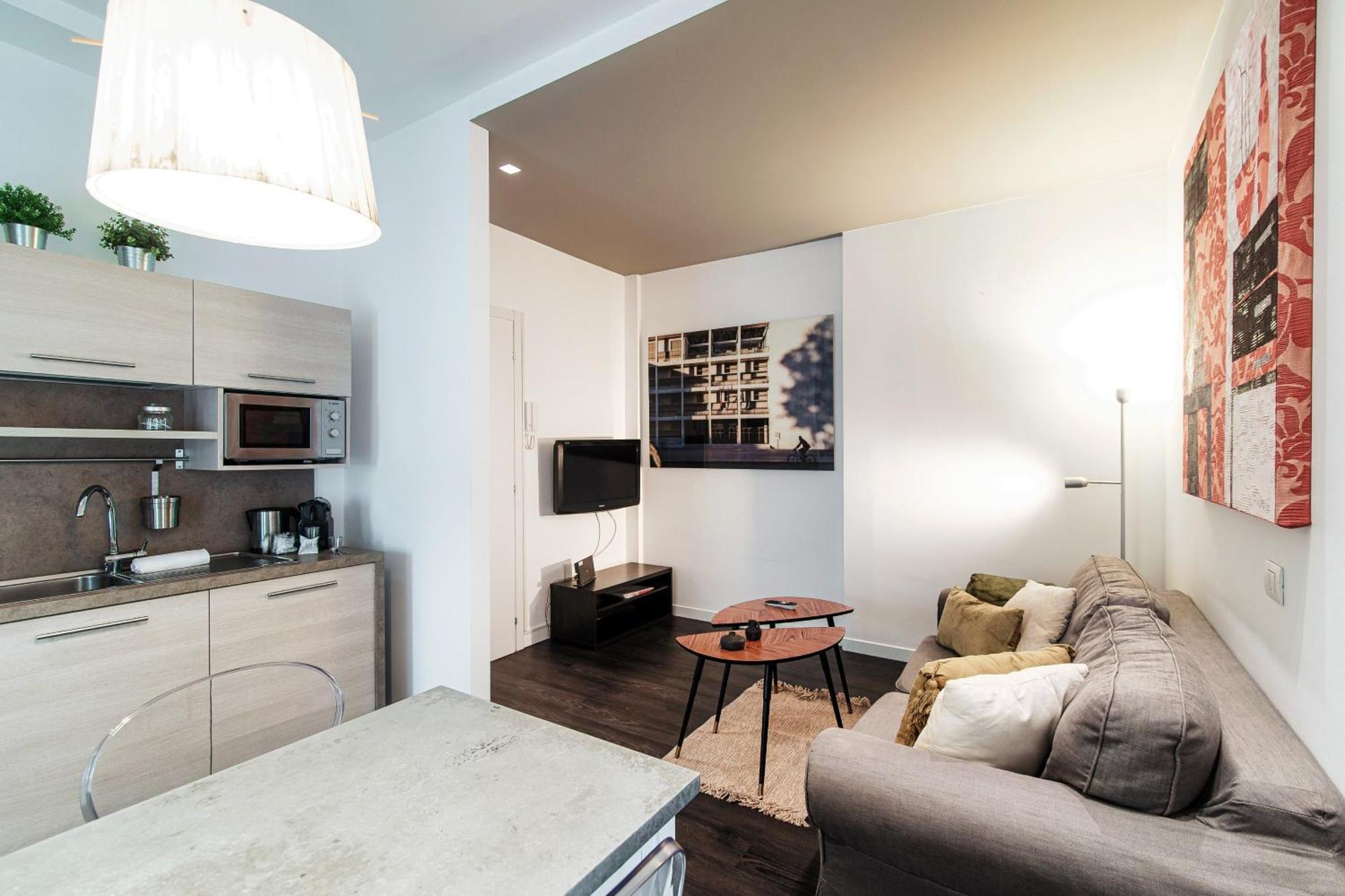 Rezzonico Suites - By Myhomeinكومو المظهر الخارجي الصورة